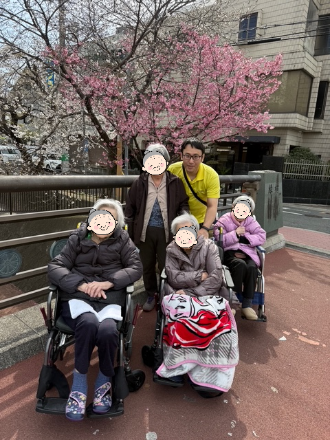 お花見（介護付有料老人ホームゆたか）
