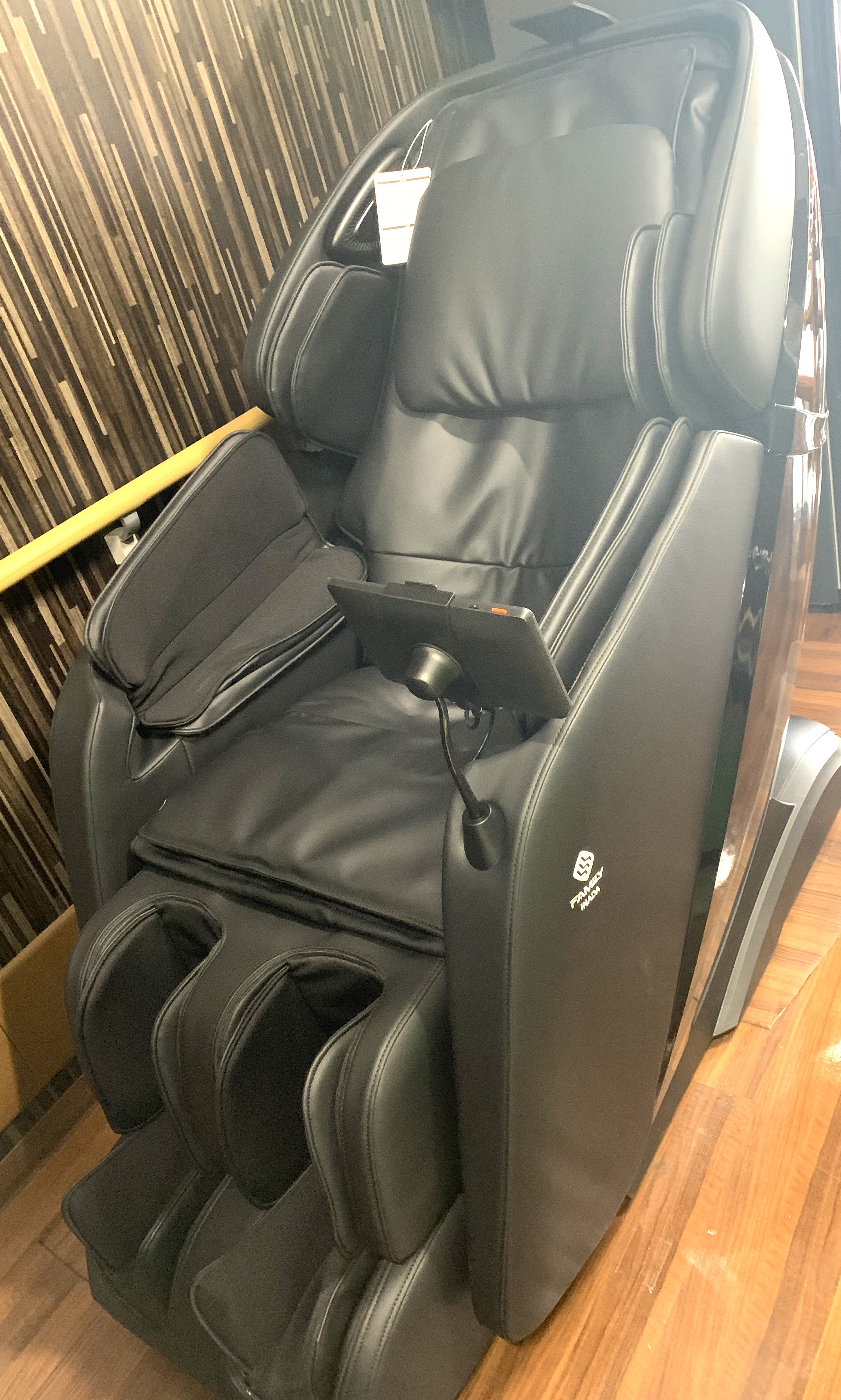 新しい😃マッサージチェア💕。゜◦💺喜連西デイサービス💺
