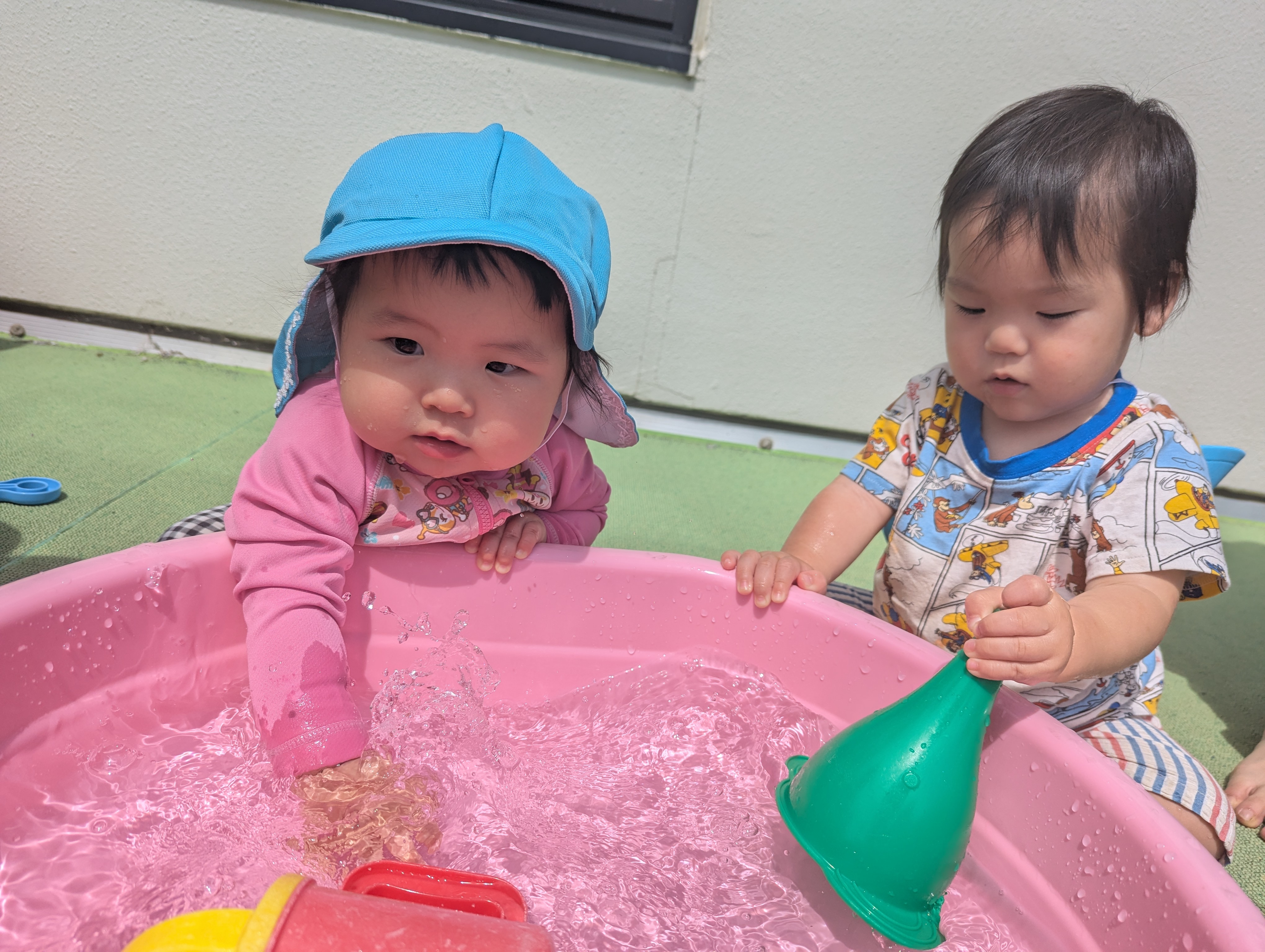 まりんクラス　水遊び(松原カリーノ保育園)
