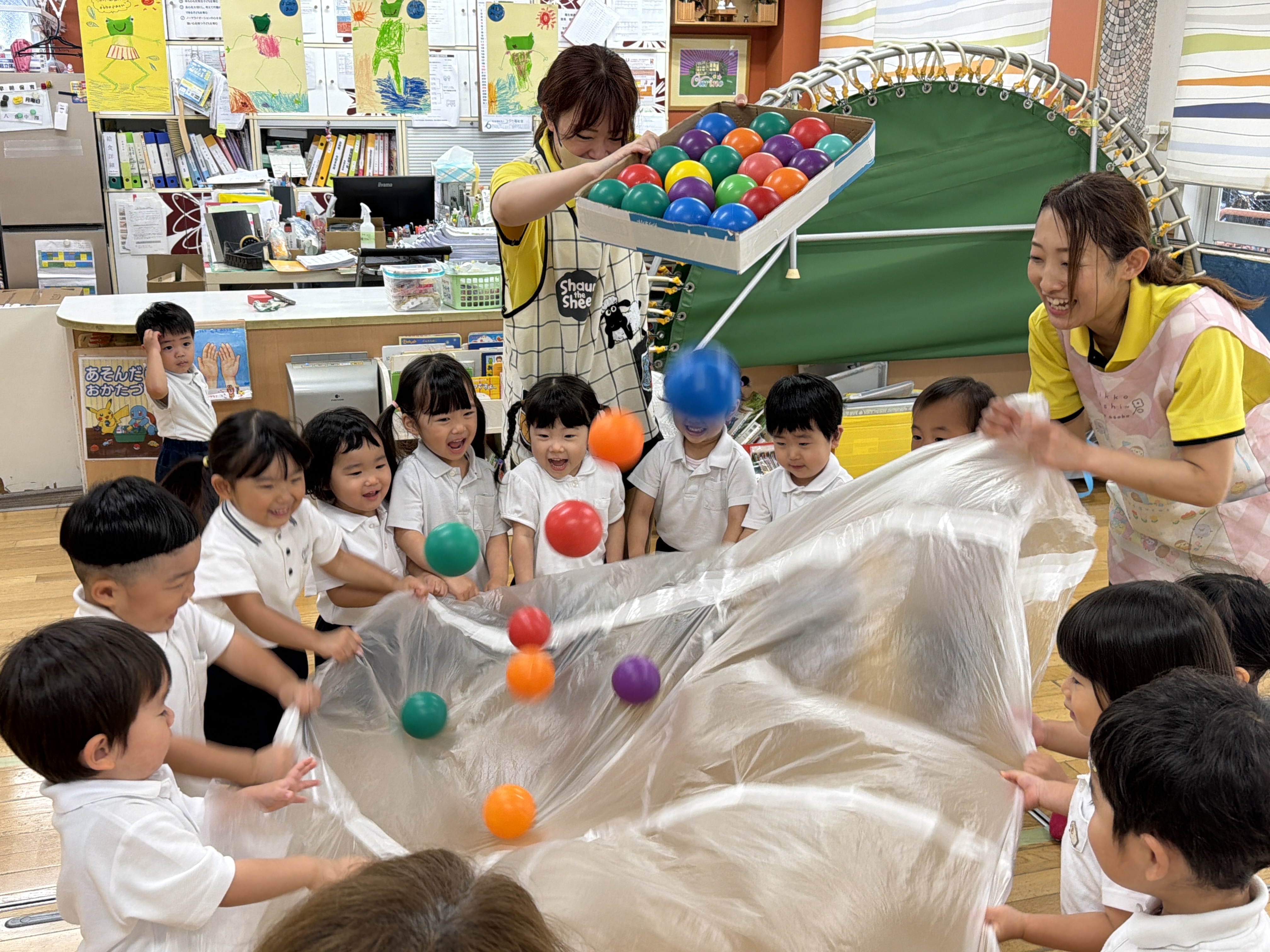 ２歳児　れいんぼークラスの日常＜春～夏＞（カリーノ保育園）